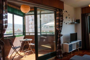 Apartamento Vigo Florida con piscina y pista de tenis